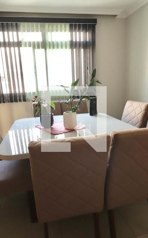 Apartamento para alugar com 290m², 4 quartos e 2 vagas Apartamento para alugar com 290m², 4 quartos e 2 vagasSala de Jantar