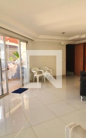 Apartamento para alugar com 290m², 4 quartos e 2 vagas Apartamento para alugar com 290m², 4 quartos e 2 vagasSala