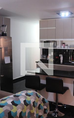 Casa à venda com 129m², 2 quartos e 2 vagasSala