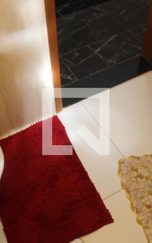 Casa à venda com 129m², 2 quartos e 2 vagasBanheiro