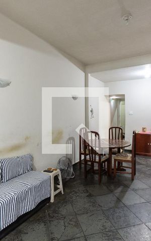 Casa à venda com 96m², 2 quartos e 1 vagaSala