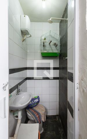Casa à venda com 96m², 2 quartos e 1 vagaBanheiro de serviço