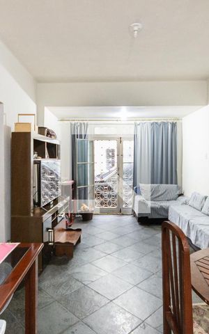 Casa à venda com 96m², 2 quartos e 1 vagaSala
