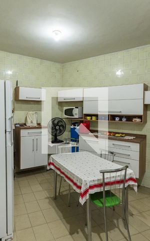 Casa à venda com 96m², 2 quartos e 1 vagaCozinha