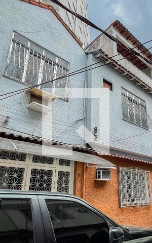 Casa à venda com 96m², 2 quartos e 1 vagaFachada