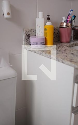 Apartamento para alugar com 64m², 2 quartos e 1 vagaBanheiro