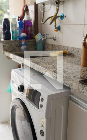 Apartamento para alugar com 64m², 2 quartos e 1 vagaÁrea de Serviço