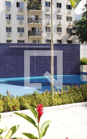 Apartamento para alugar com 64m², 2 quartos e 1 vagaPiscina
