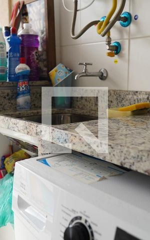 Apartamento para alugar com 64m², 2 quartos e 1 vagaÁrea de Serviço
