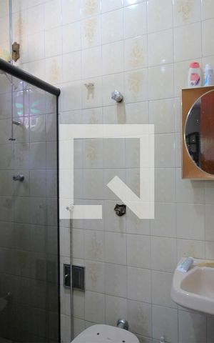 Casa à venda com 400m², 3 quartos e 3 vagasBanheiro da Suíte