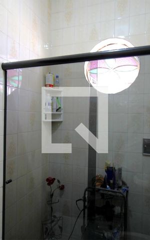 Casa à venda com 400m², 3 quartos e 3 vagasBanheiro da Suíte