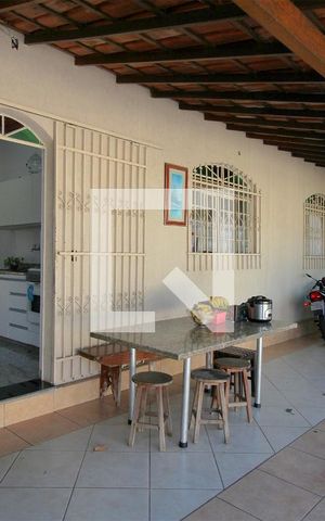 Casa à venda com 400m², 3 quartos e 3 vagasVaranda coberta