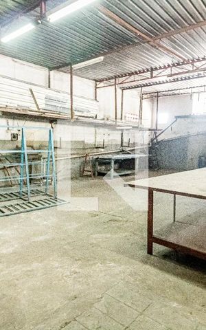 Casa para alugar com 279m², 3 quartos e 5 vagas Casa para alugar com 279m², 3 quartos e 5 vagasSalão