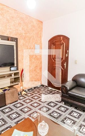 Casa para alugar com 279m², 3 quartos e 5 vagas Casa para alugar com 279m², 3 quartos e 5 vagasSala
