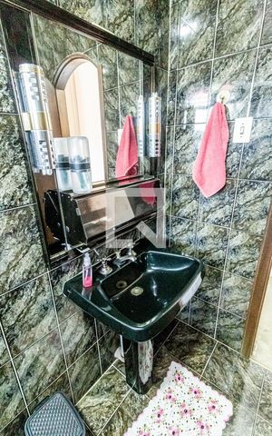 Casa para alugar com 279m², 3 quartos e 5 vagas Casa para alugar com 279m², 3 quartos e 5 vagasBanheiro 3