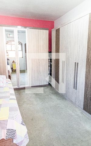 Casa para alugar com 279m², 3 quartos e 5 vagas Casa para alugar com 279m², 3 quartos e 5 vagasQuarto 1