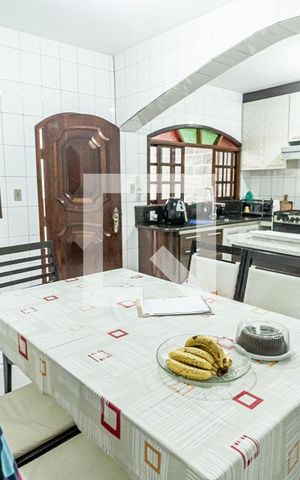 Casa para alugar com 279m², 3 quartos e 5 vagas Casa para alugar com 279m², 3 quartos e 5 vagasCozinha