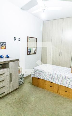 Casa para alugar com 279m², 3 quartos e 5 vagas Casa para alugar com 279m², 3 quartos e 5 vagasQuarto 2