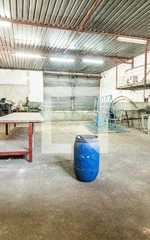 Casa para alugar com 279m², 3 quartos e 5 vagas Casa para alugar com 279m², 3 quartos e 5 vagasSalão