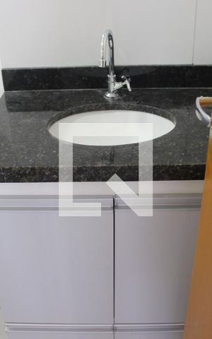 Apartamento para alugar com 55m², 2 quartos e 1 vagaBanheiro 1