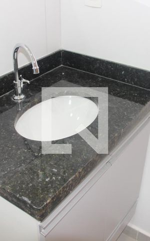 Apartamento para alugar com 55m², 2 quartos e 1 vagaBanheiro 1