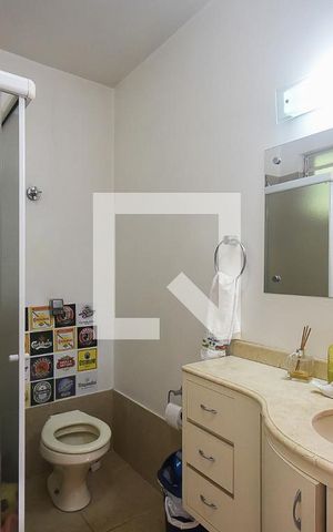 Casa à venda com 620m², 5 quartos e 5 vagasBanheiro Suíte 3