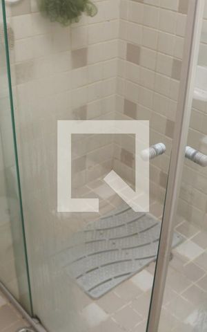 Casa de condomínio à venda com 80m², 2 quartos e 1 vaga Casa de condomínio à venda com 80m², 2 quartos e 1 vagaBanheiro 1