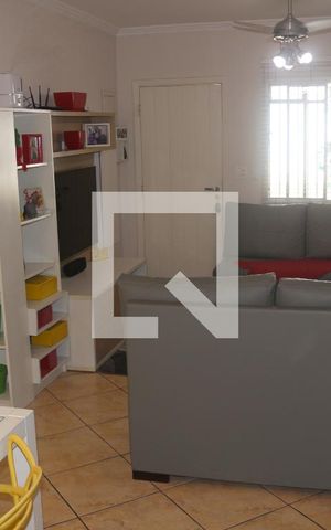 Casa de condomínio à venda com 80m², 2 quartos e 1 vagaSala