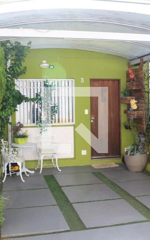 Casa de condomínio à venda com 80m², 2 quartos e 1 vagaGaragem