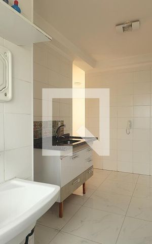 Apartamento para alugar com 45m², 2 quartos e 1 vagaÁrea de Serviço