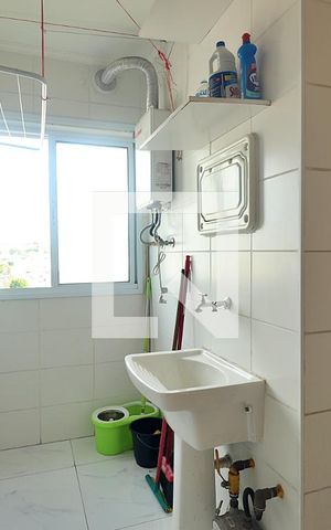 Apartamento para alugar com 45m², 2 quartos e 1 vagaÁrea de Serviço