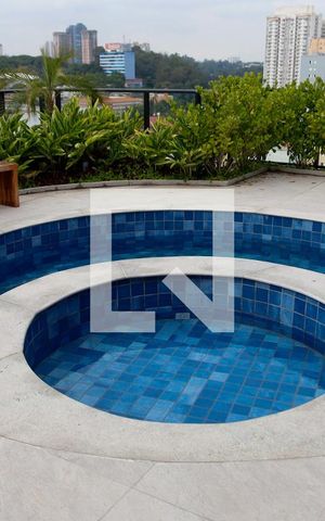 Apartamento para alugar com 34m², 1 quarto e 1 vagaÁrea comum - Piscina