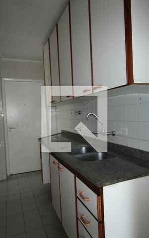 Apartamento à venda com 81m², 2 quartos e 1 vagaCozinha