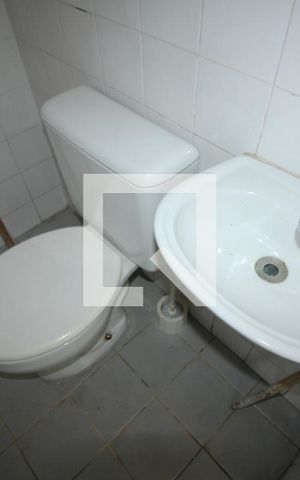 Apartamento à venda com 81m², 2 quartos e 1 vagaÁrea de Serviço
