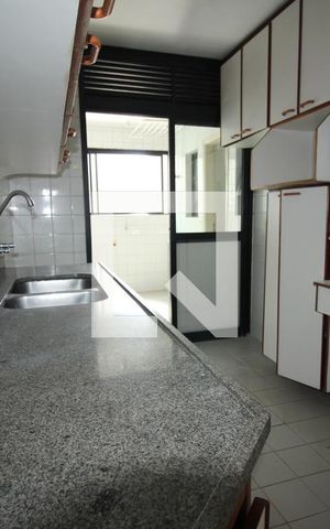Apartamento à venda com 81m², 2 quartos e 1 vagaCozinha