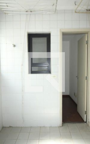 Apartamento à venda com 81m², 2 quartos e 1 vagaÁrea de Serviço