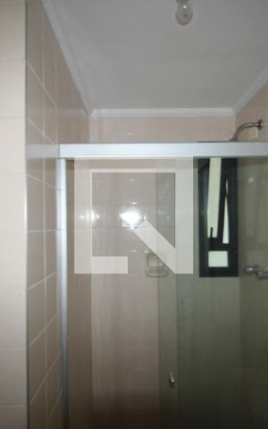 Apartamento à venda com 81m², 2 quartos e 1 vagaBanheiro Social