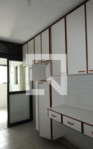 Apartamento à venda com 81m², 2 quartos e 1 vagaCozinha