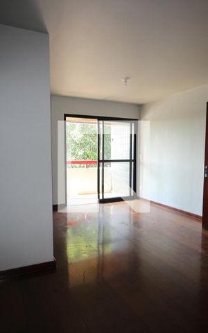 Apartamento à venda com 81m², 2 quartos e 1 vagaSala