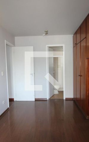 Apartamento à venda com 81m², 2 quartos e 1 vagaSuíte