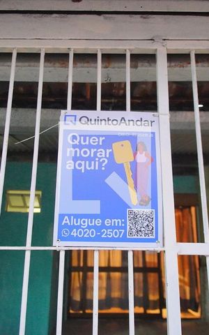 Casa para alugar com 110m², 2 quartos e 1 vagaPlaca na Fachada