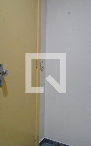 Casa para alugar com 110m², 2 quartos e 1 vagaBanheiro Corredor