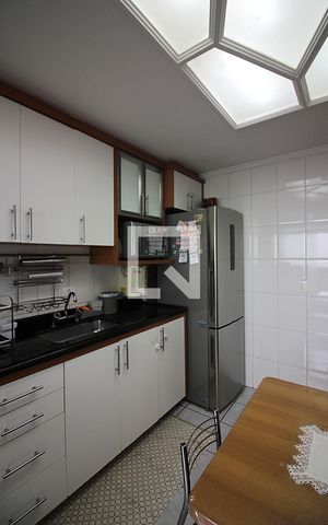 Apartamento à venda com 180m², 3 quartos e 2 vagasCozinha