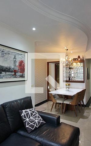 Apartamento à venda com 180m², 3 quartos e 2 vagasSala