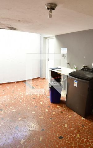 Casa à venda com 260m², 4 quartos e 1 vagaÁrea de Serviço Edícula