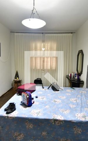 Casa à venda com 260m², 4 quartos e 1 vagaQuarto 1