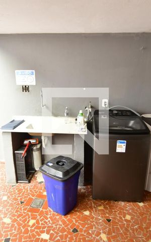 Casa à venda com 260m², 4 quartos e 1 vagaÁrea de Serviço Edícula