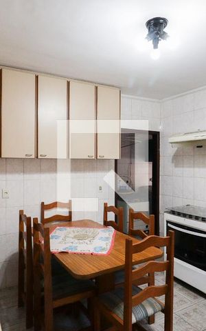 Casa à venda com 183m², 3 quartos e 3 vagasCozinha