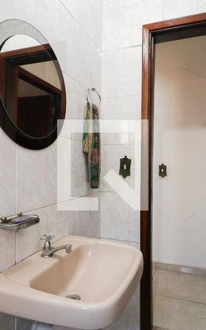 Casa à venda com 183m², 3 quartos e 3 vagasLavabo