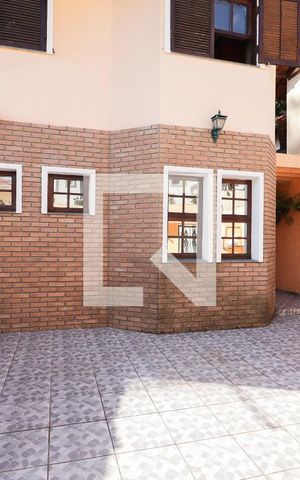Casa à venda com 183m², 3 quartos e 3 vagasGaragem
